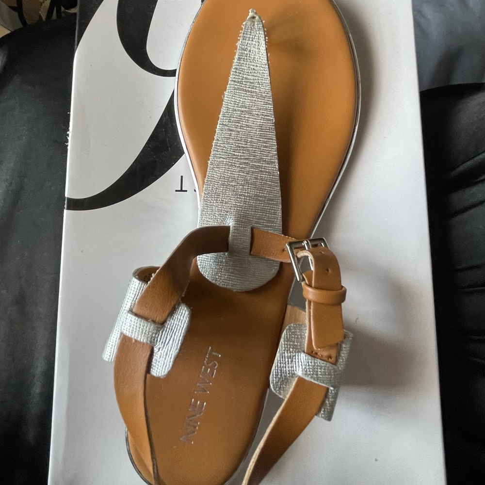 NINE WEST SANDALS
